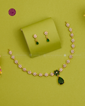 Esha Emerald Bezel Necklace