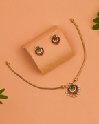 Meera Emerald Fan Pendant Set