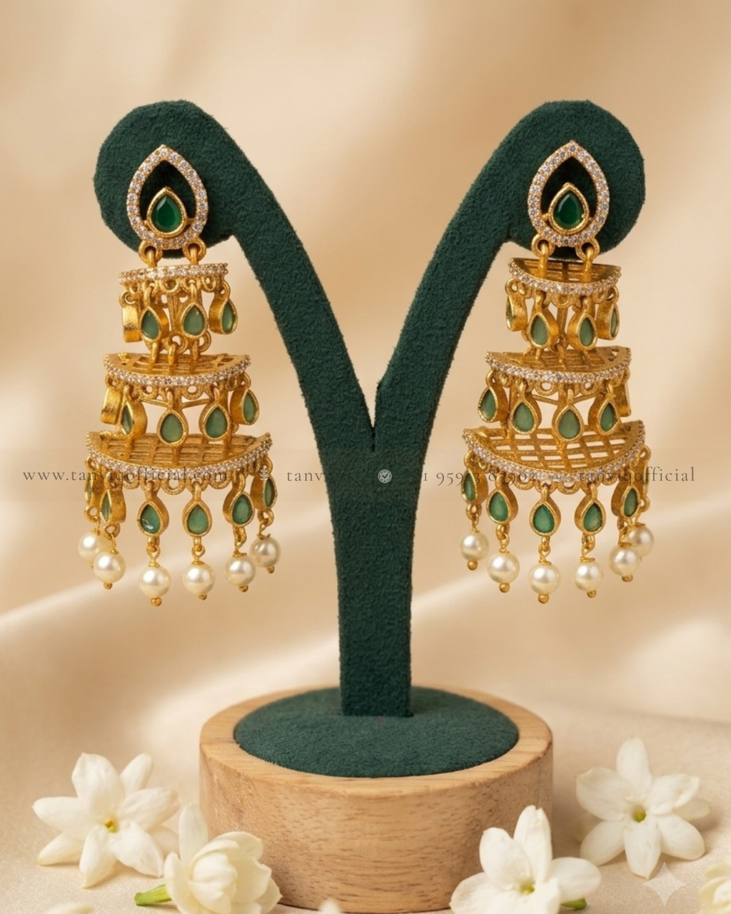 Meenal Emerald Tier Jhumpa