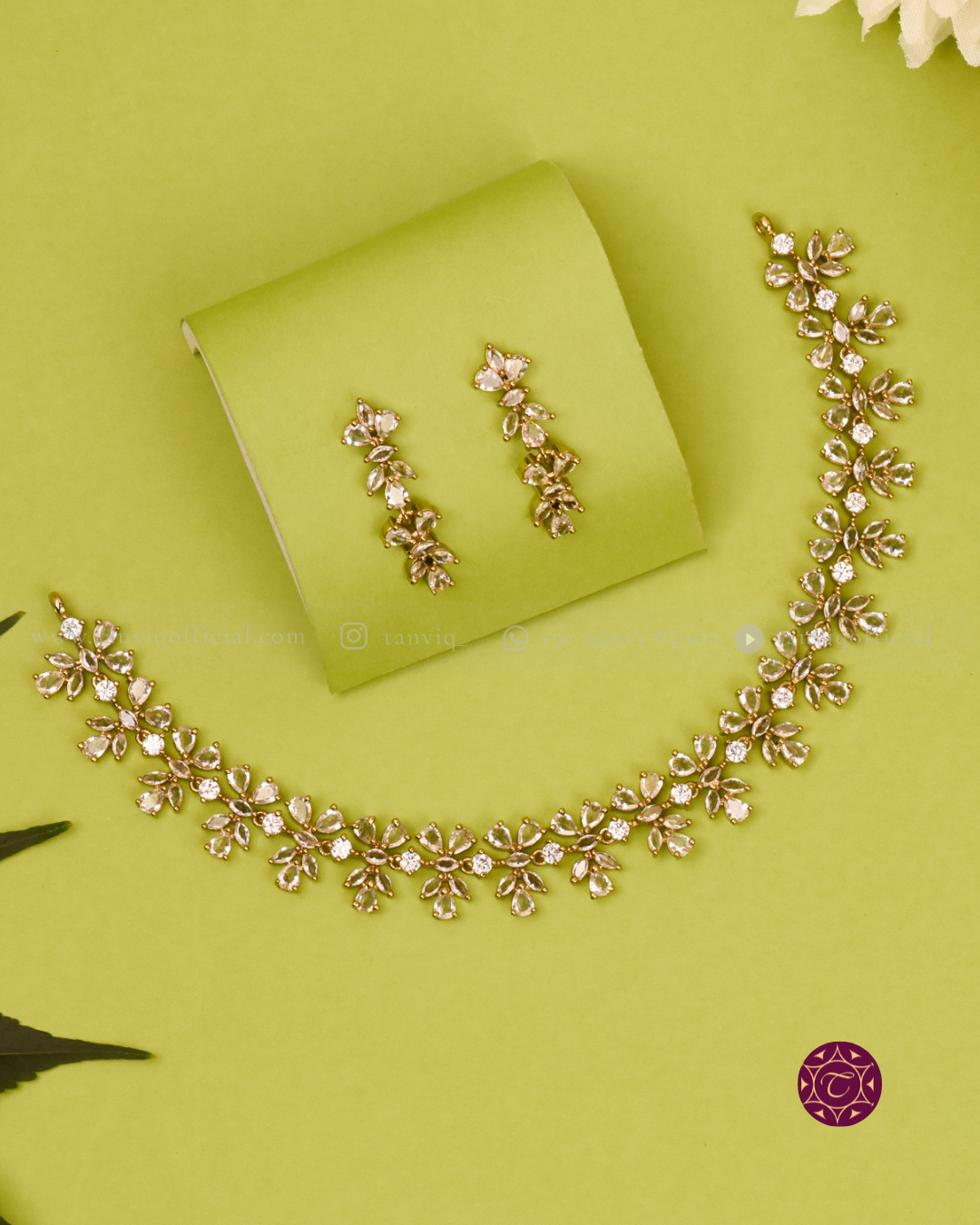 Naina Champagne Cluster Necklace