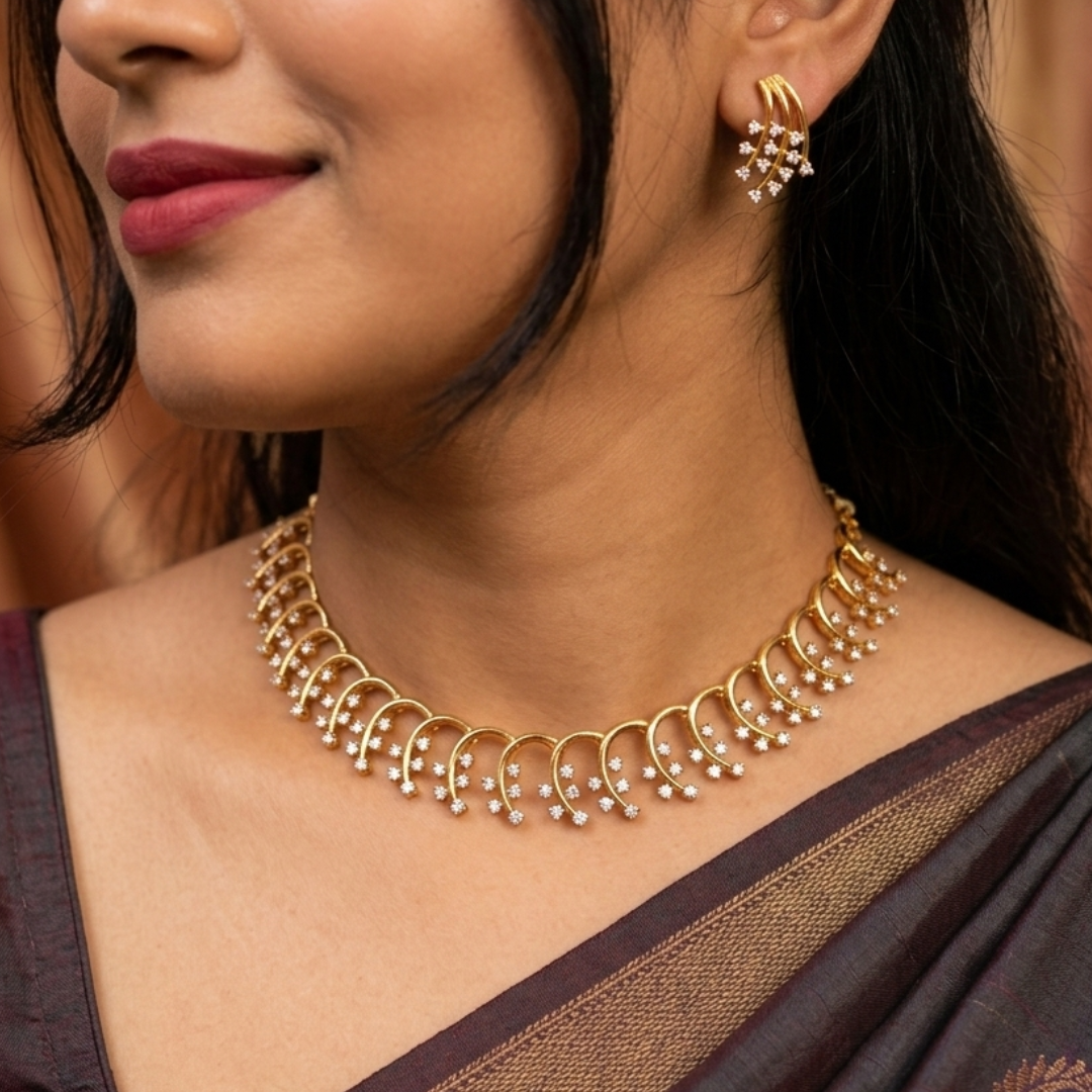 Meghna Wave Spray Necklace