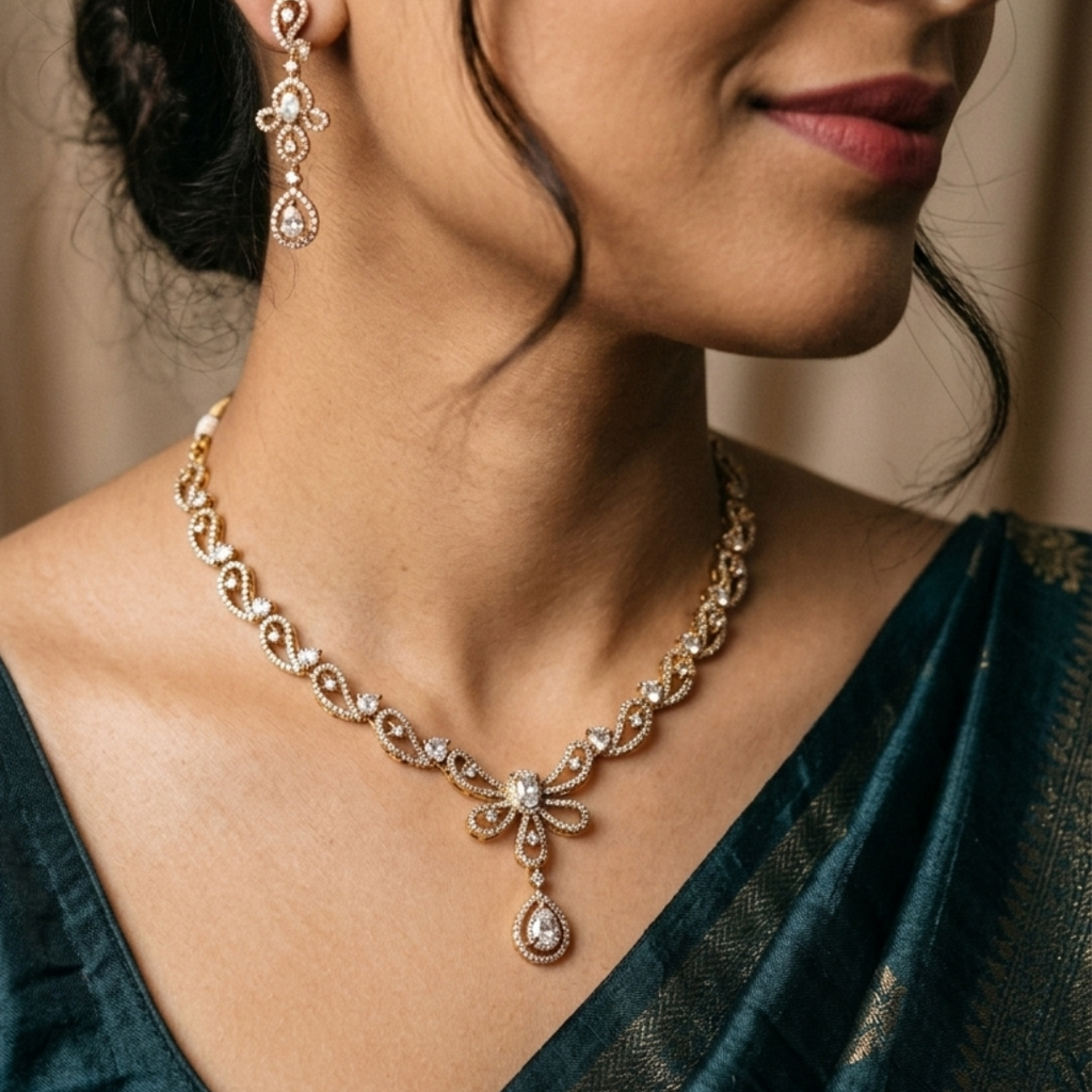 Kashvi Infinity Swirl Necklace